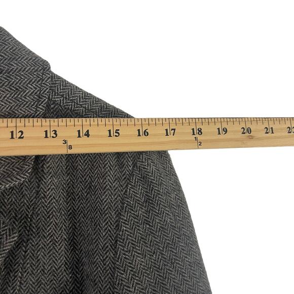 American Eagle Women's Size Large 70% Wool Grey 2 Button Blazer - Picture 8 of 9